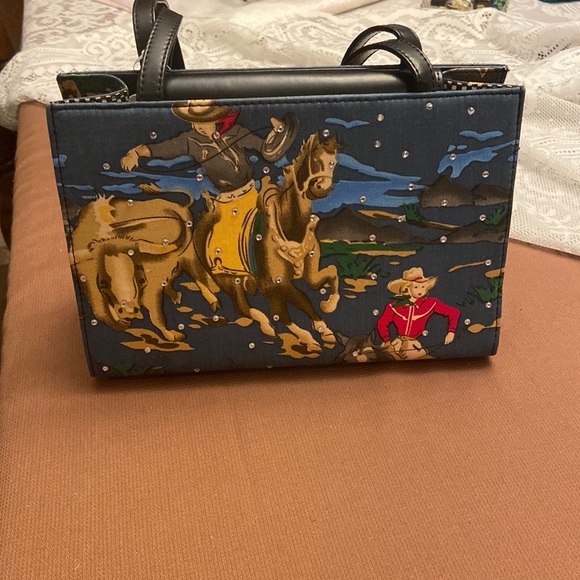 Handbags - Purse with horse and cowgirl